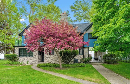 Fort Erie House | Edgemere Escape