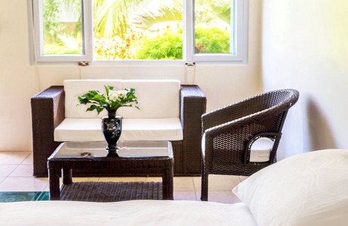 Puerto Galera Hotel | Edgewater Dive & Spa Resort