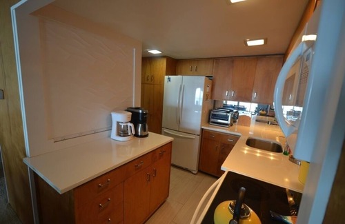 Rehoboth Beach Condo | Edgewater House - Ocean Front Units With Spectacular Views!