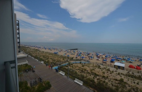 Rehoboth Beach Condo | Edgewater House - Ocean Front Units With Spectacular Views!