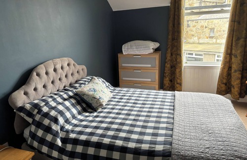 Burntisland House | Edinburgh Festival Base - Seaside