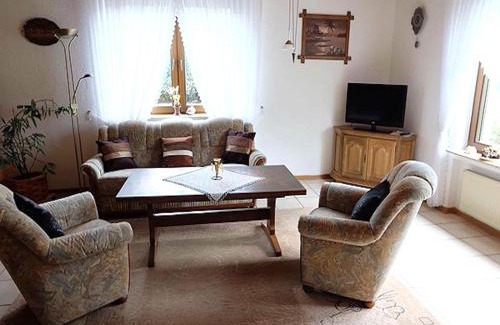 Oberstadtfeld Apartment | Eifel Garden Hideaway