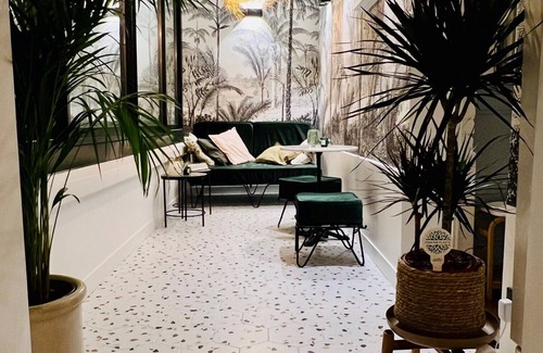 Faubourg Saint-Germain Apartment | Eiffel Tower! Very chic 2 bedrooms, Rue Cler