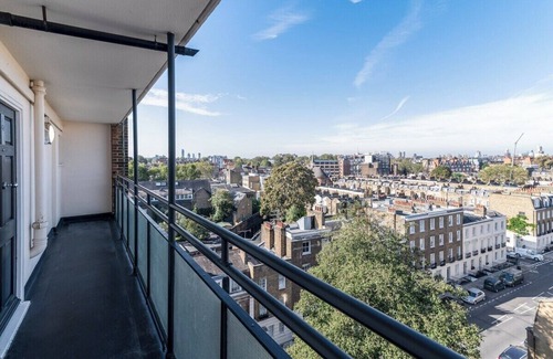 Churchill Apartment | Eighth Floor 2-Bed, 2-Bath Apt