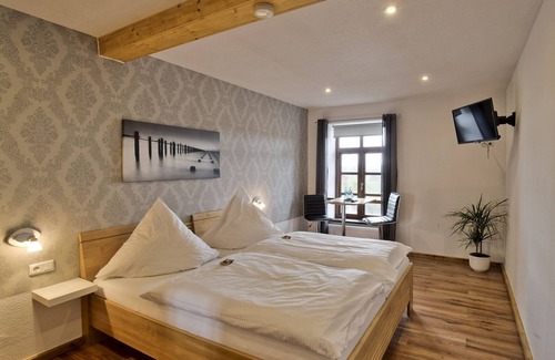 Wangerland Apartment | Einzelzimmer Hotel mit Dusche und WC