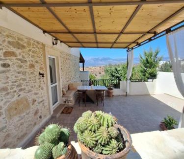 Faistos House | Eirini's Traditional House