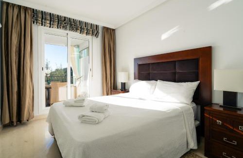 Ojen Apartment | El Bosque de la Mairena