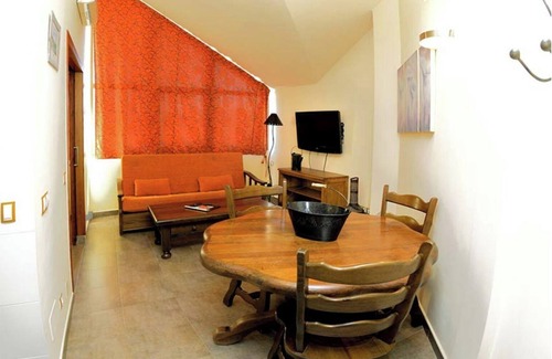 La Adrada Apartment | EL Ceremonioso