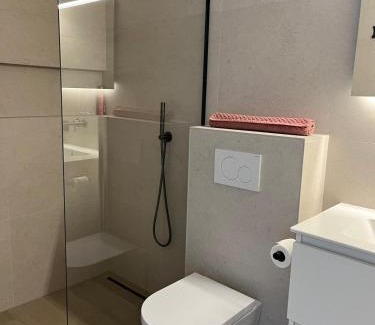 Ostend City Centre Apartment | El Mirador - Quality Stay