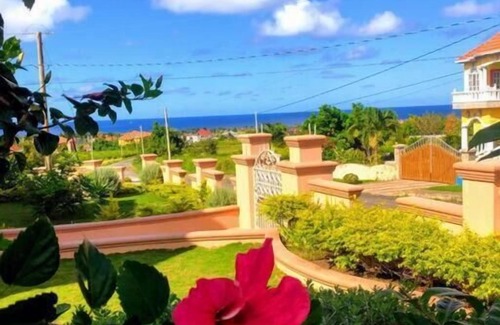 Plantation Village Apartment | El Plantation Village