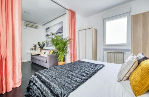 Barrio de La Latina Apartment | El Rastro boutique
