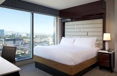 Las Vegas Resort | Elara Resort and Casino, Las Vegas Strip