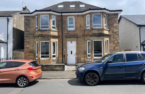 Glasgow Apartment | Elder Park Apartments