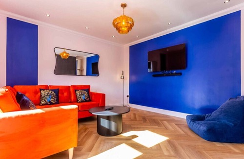 Fishburn House | Elderberry Hall: The Ultimate Family Reunion HQ
