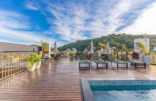 Centro Hotel | Elegância e Conforto em Suíte a 120 metros da praia de Bombinhas