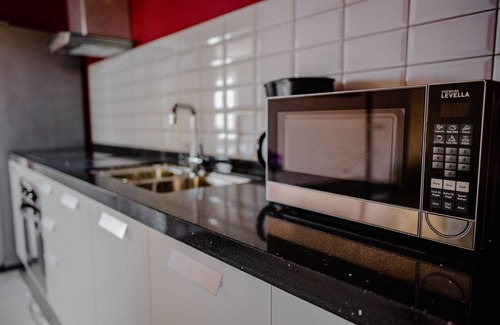 Noord Apartment | Elegant 2-bedroom Apartment 2 km From Eagle Beach