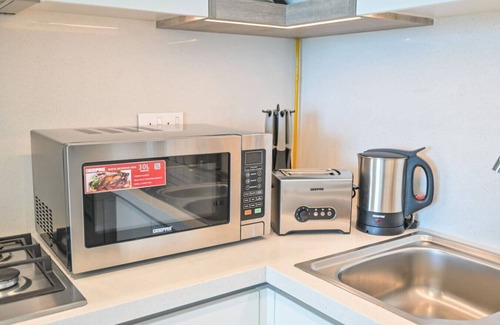 Za'abeel 2 Apartment | Elegant 2BR Apt Near Dubai Mall & Hotels, Zabeel