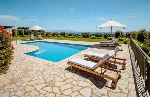 Leivathos Villa | Elegant 4 bedroom villa with amazing views in Trapezaki Kefalonia