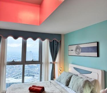 Bonifacio Global City Apartment | Elegant 4BR with balcony and bathtub in Uptown BGC