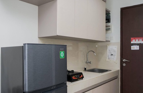 Pinang Apartment | Elegant and Relaxing Studio Apartment at Springwood Residence