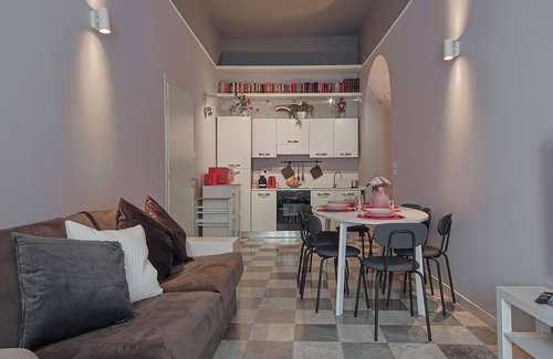 Pisa City Centre Apartment | Elegant Apartment in the Heart of the Historic Center