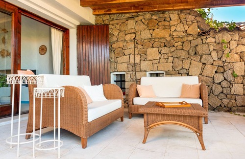 Baja Sardinia Apartment | Elegant Apartment Just Minutes from Beach With Ocean View and Private Terrace