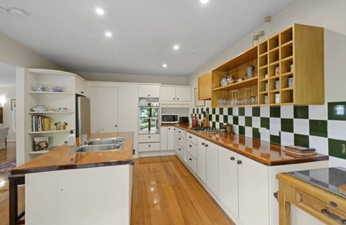 Merivale House | Elegant Family Home in Merivale