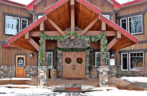 Whitefish Apartment | Elegant Lodge-Managed Home | Pool, Spa, Lakefront & Near Viking Creek Preserve