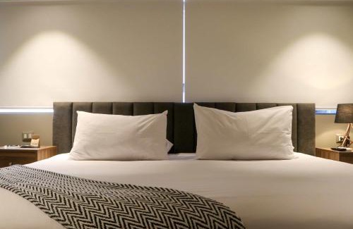 Chacarilla-Santa Cruz Apartment | Elegant Loft in San Isidro