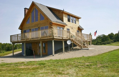 Cutler House | Elegant log home with unobstructed ocean views