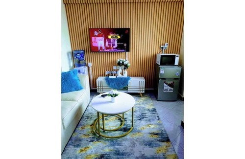 Gathanga Apartment | Elegant Studio