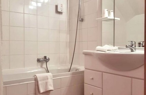 Valberg Hotel | Elegant-styled resort! Close to the Cueilleuse-Glaneuse du Mercanour