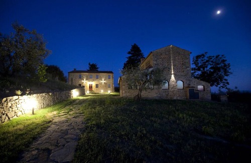 Poggibonsi House | Elegant Villa Rugiada Located Between Florence and Siena