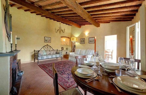 Florence Apartment | Elegante Appartamento In Collina
