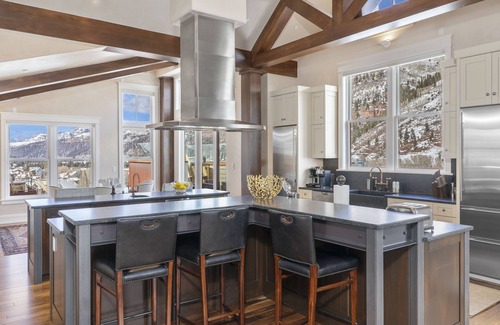 Telluride Apartment | Element 52, Auberge Collection