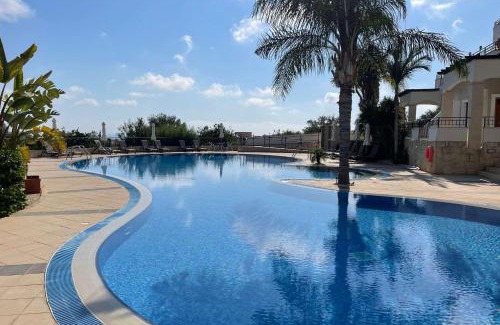Peyia Town Apartment | Eleona's Royal Gardens By Yiota - Luxury 2 Bed Apartment in Exclusive Complex