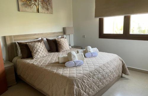 Peyia Town Apartment | Eleona's Royal Gardens By Yiota - Luxury 2 Bed Apartment in Exclusive Complex