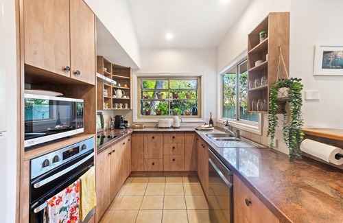 Montville House | Elevata Villa at Montville - Quite Private 3 Bed Villa set in Tropical Garden
