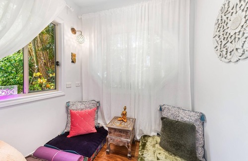 Montville House | Elevata Villa at Montville - Quite Private 3 Bed Villa set in Tropical Garden