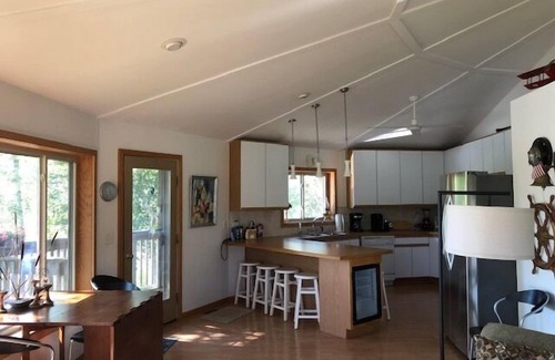Ludington House | Elevated Round House on Stilts
