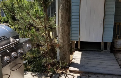 Dewey Beach House | Elevator! Dog friendly! 2nd house from ocean. Fri to Fri rentals in the summer.
