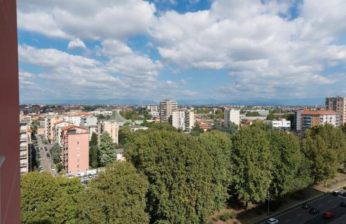 Cinisello Balsamo Apartment | Eleventh Floor apartment Milano