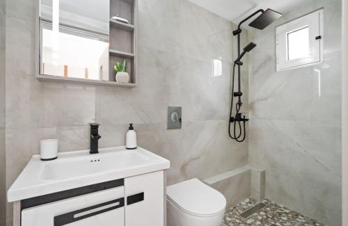 Nea Chora Apartment | Elie's House next to the beach