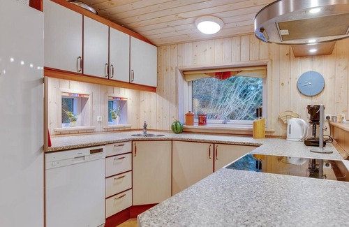 Strandby House | "Eljena" - 600m from the sea by Interhome