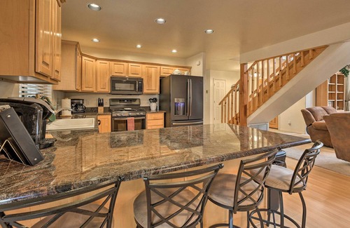 Sierra Pines Cabin | ‘Elk Haven’ Show Low Cabin w/ Deck & Pool Table!