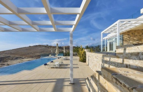 Kalamaki Apartment | Elkysti Crete Superior Apartment "Nikos"