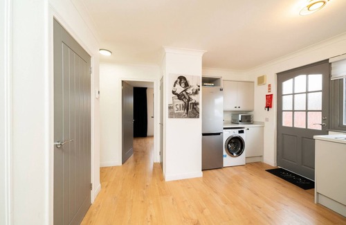 Carnoustie Ski Chalet | Ellaburn - 3 bed w/parking