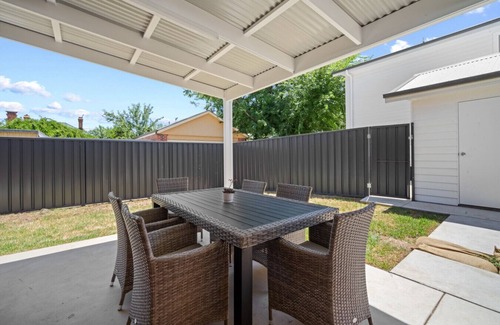 Wagga Wagga House | Ellamatta House Wagga 3bdr 2bth