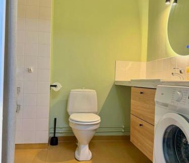 Katajanokka Apartment | Ellis Seaside Suite