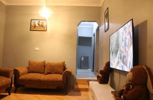 Dar es Salaam Apartment | Elly's private House